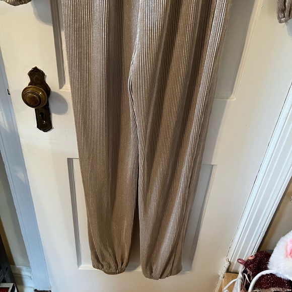 Anthropologie Free People Urban Outfitters Gold Jumpsuit - size small - Picture 5 of 5
